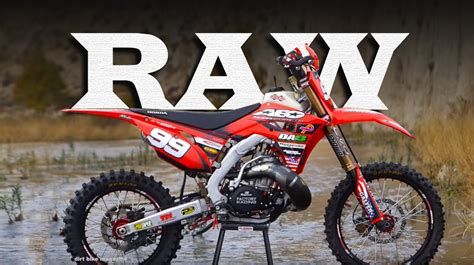 HONDA CR500R 2-STROKE PROJECT: RAW VIDEO - Dirt Bike Magazine