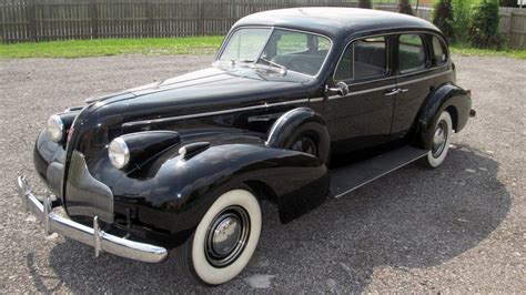 1939 Buick Roadmaster Touring Sedan for Sale at Auction - Mecum Auctions