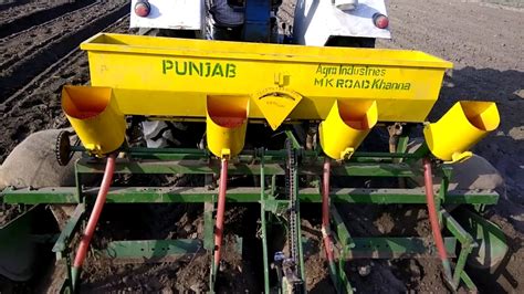 Maize planting machine Punjab - YouTube