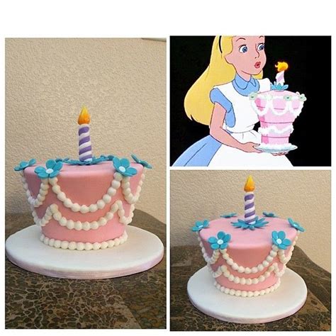 Alice in Wonderland unbirthday cake / santana_bakes | Alice in wonderland tea party birthday ...