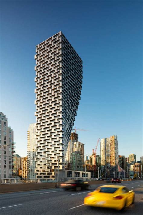 Vancouver House Skyscraper Has An Extraordinary Design