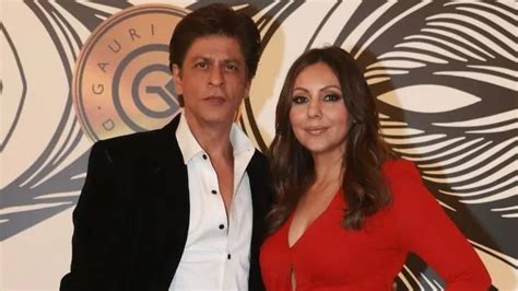 When Shah Rukh Khan met Gauri Khan at a party and thought: 'Ehi kudi ...