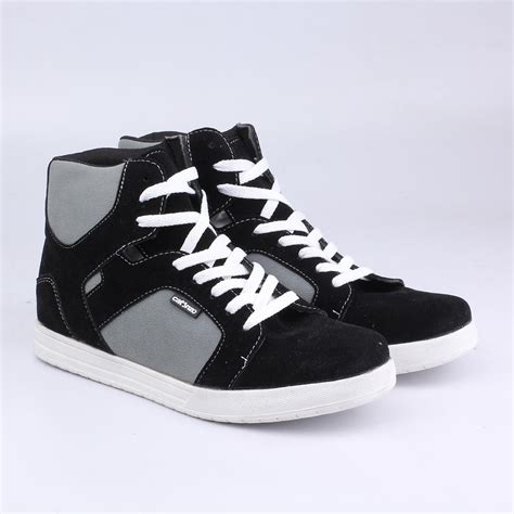 Sepatu Sneakers / Kets / Casual Pria - MR 770 | Sepatu, Pria, Produk