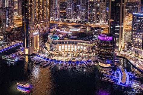 Dubai Marina Mall By Night | Dubai Marina Mall is an indoor … | Flickr