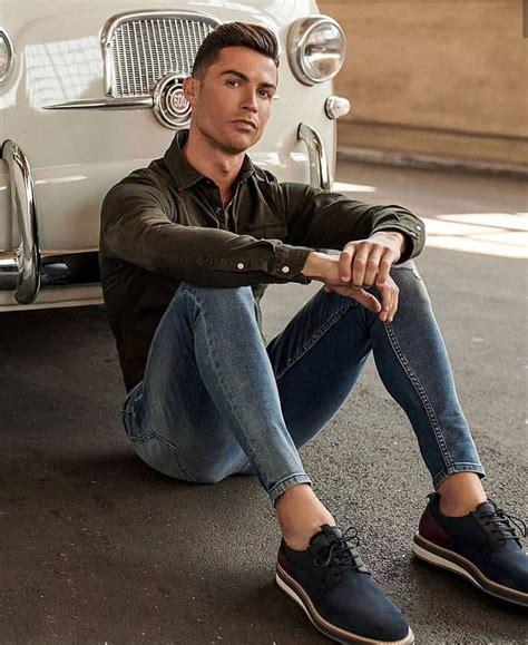 Cristiano Ronaldo 🖤 - Fashion Style For Men | Facebook