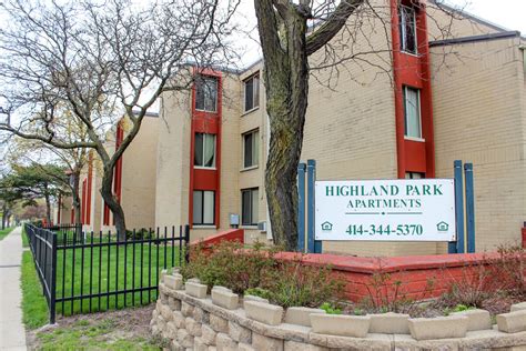 Highland Park Apartments | Milwaukee, WI Apartments | Sherman Associates