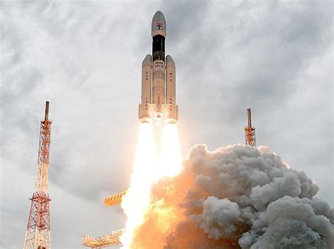 What is Chandrayaan-2 | Chandrayaan-2 Moon Landing | ISRO Chandrayaan-2 Mission | Business Standard