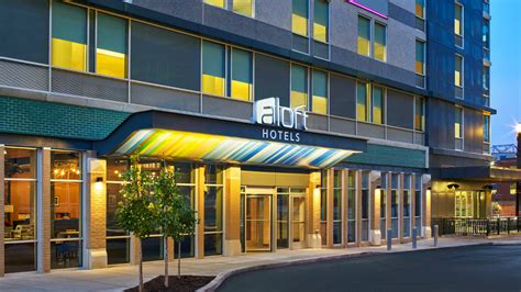 Kentucky Bourbon Trail Hotels | Aloft Louisville Downtown