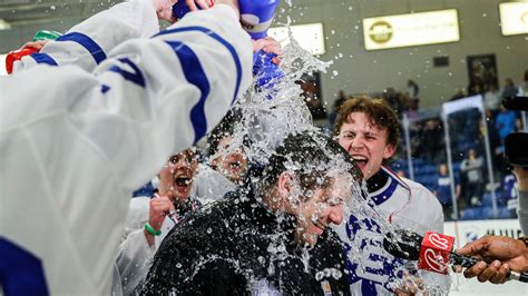 MHSAA hockey finals: Catholic Central wins Division 1 again