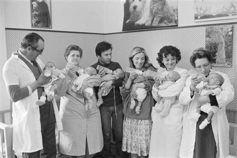 The Liverpool sextuplets and other enormous families