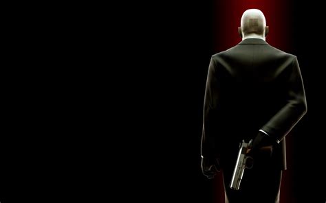 Hitman: 8K Ultra HD Wallpaper – Stealth and Precision