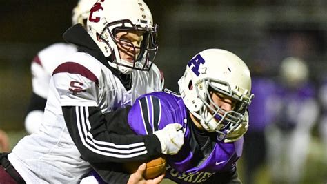 Football roundup: Albany wins big in section quarterfinals