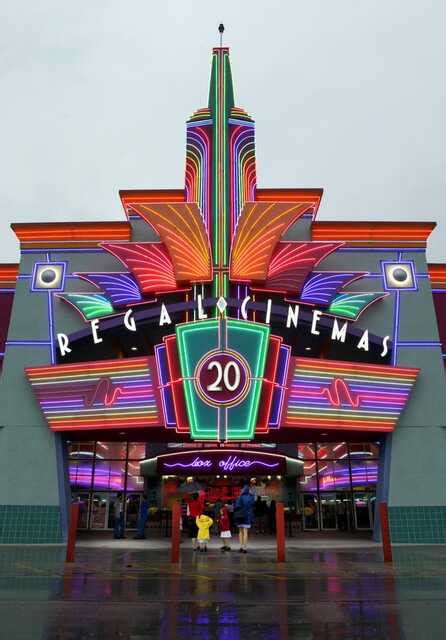 Regal Avenues Theatre in Jacksonville, FL - Cinema Treasures