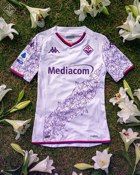 ACF Fiorentina 2023-24 Away Kit