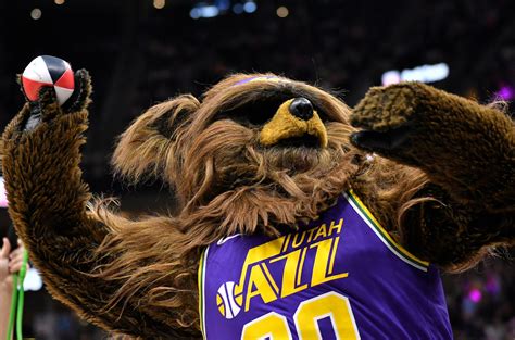 NBA mascot power rankings, best past and present - Page 31