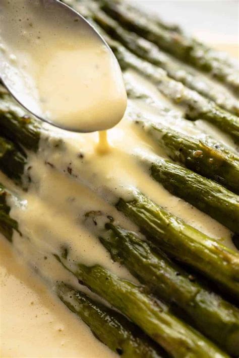 Classic Béarnaise Sauce Recipe | Sauce Fanatic | Recipe | Bearnaise sauce, Sauce, Veggie side ...