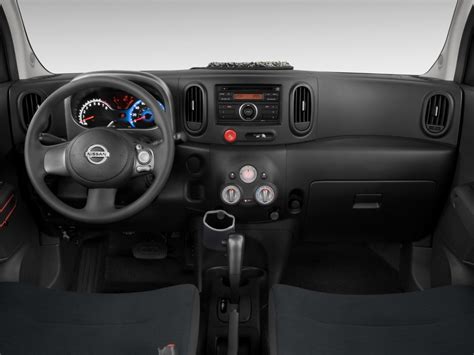 Nissan cube dash accessories