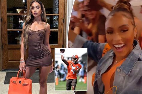 Deshaun Watson's girlfriend, Jilly Anais, attends Browns game