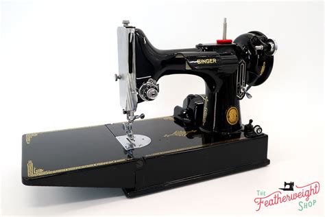 Singer Featherweight 221K Sewing Machine, EG7068** – The Singer ...