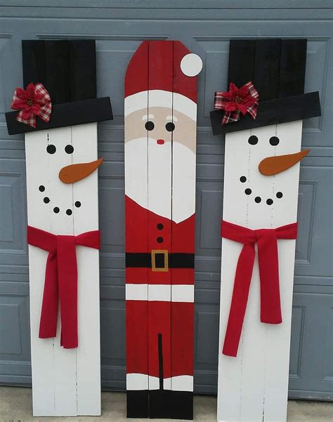 Outdoor Wooden Christmas Signs – HomeDecorish