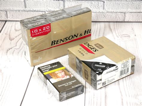 Benson & Hedges Gold 100's - 10 Packs of 20 Cigarettes (200)