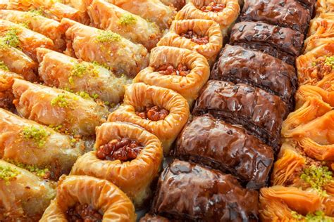 3 Delicious Balkan Desserts You Should Try – BalkanFresh