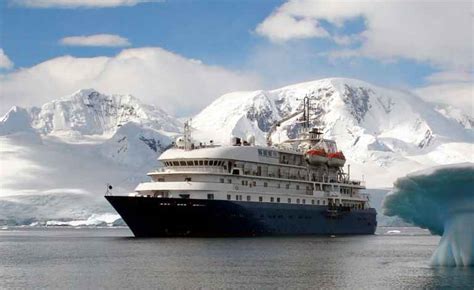 Antarctic Cruise Ships | Swoop Antarctica