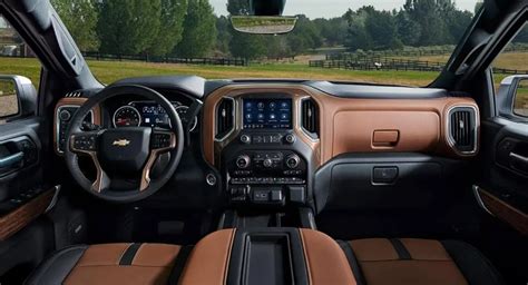 Chevy Silverado Interior Statesboro GA | Franklin Chevrolet