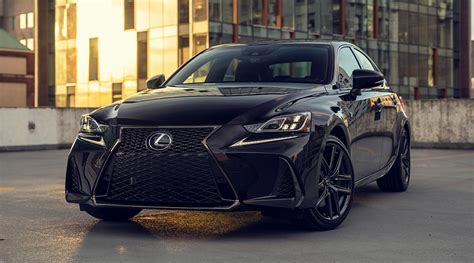 Photo Gallery: The 2019 Lexus IS F SPORT Black Line Special Edition ...