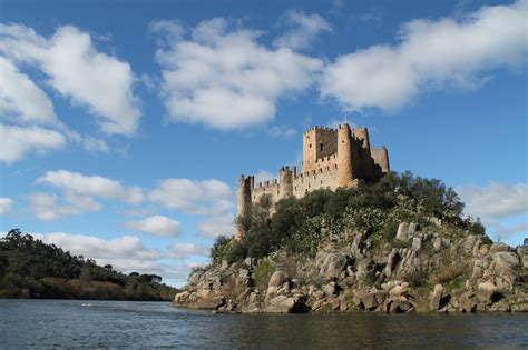 Castelo de Almourol | Visit Barquinha