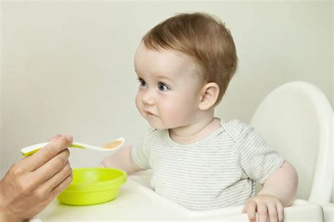 Food Allergies in Babies: Signs and Symptoms