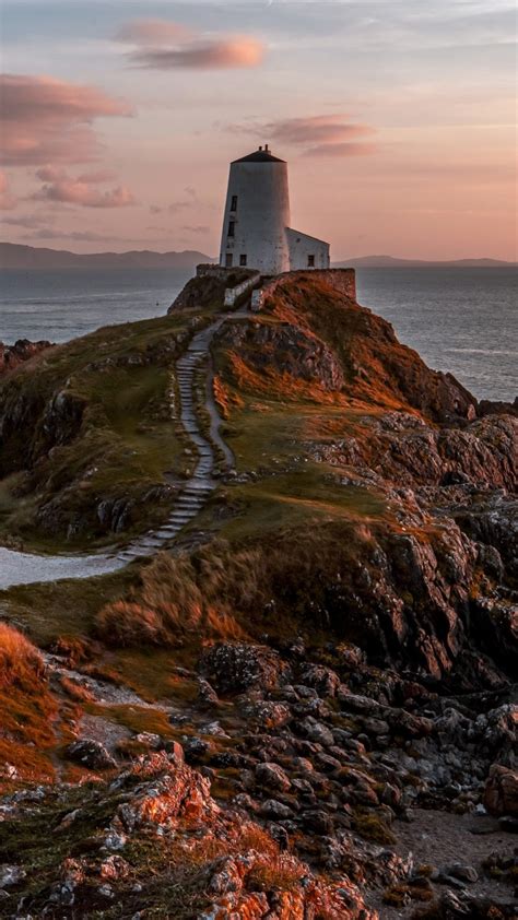 Ty Mawr Lighthouse On Llanddwyn Island 4K HD Travel Wallpapers | HD ...