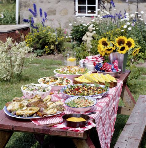 31 Alluring Picnic Table Ideas