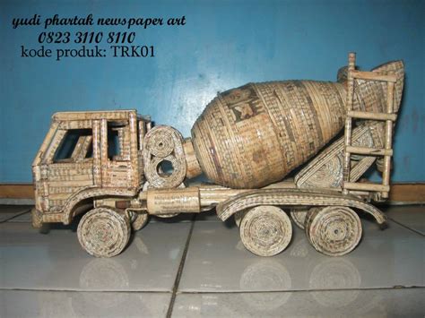 TRUK MOLEN / MIXER TRUCK