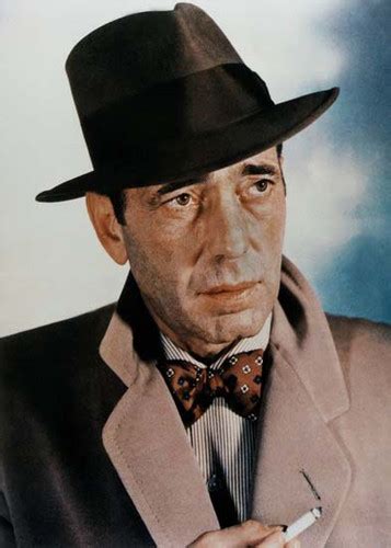 Humphrey Bogart in fedora hat & overcoat holding cigarette 5x7 inch photo - Moviemarket