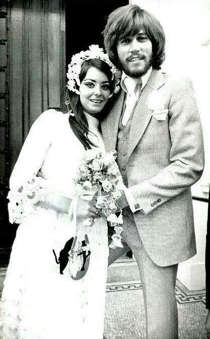 Barry and Linda getting married | Barry gibb, Celebrity wedding photos ...