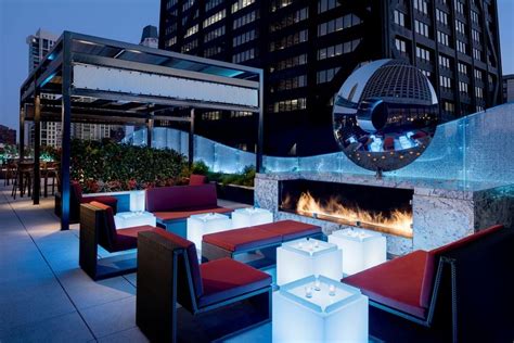 Ritz Carlton Chicago – THE dec Rooftop Lounge and Bar - Hedonist ...