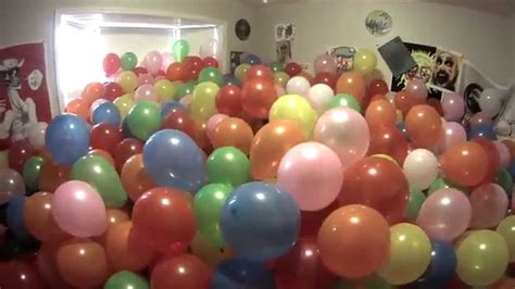 3000 Balloon PRANK! glitter - YouTube