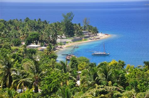 Unbelievably breath taking coast in Jacmel Haiti. | Haiti beaches, Caribbean, Cool landscapes