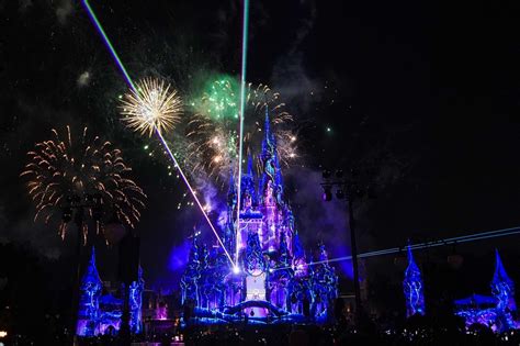 PHOTOS, VIDEO: New ‘Disney Enchantment’ Fireworks Spectacular Premieres at Magic Kingdom - WDW ...