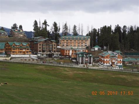 Hotel Affarwat (Gulmarg, Kashmir) - Hotel Reviews, Photos, Rate Comparison - TripAdvisor