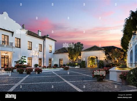 Finca architecture hi-res stock photography and images - Alamy