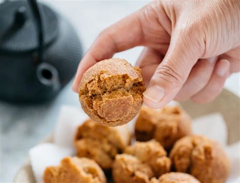 Sata Andagi (Okinawan Doughnuts) - Chopstick Chronicles