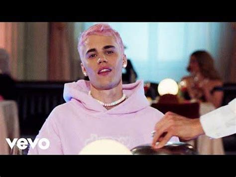 Justin Bieber - Yummy (Video)