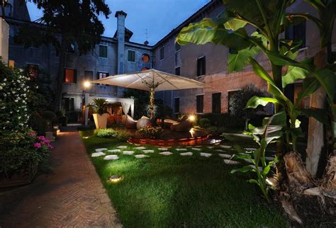 Booking.com: Hotel Abbazia , Venice, Italy - 1915 Guest reviews . Book ...