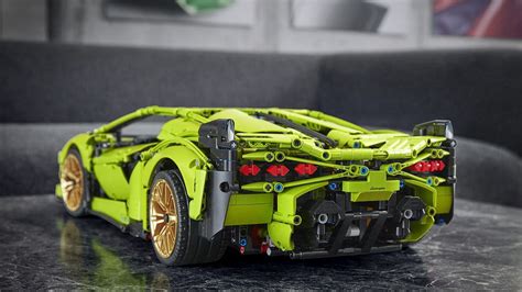 Đây là mô hình LEGO Lamborghini Sian FKP 37: gần 3700 mảnh, cực kì chi tiết, giá gần 10 triệu đồng