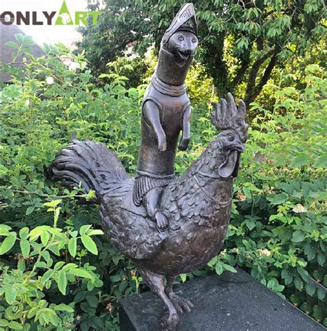 What Does A Giant Rooster Statue Mean? | onlyart sculpture co.,ltd