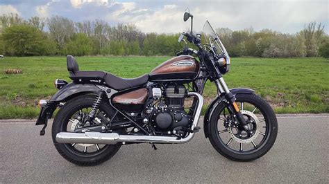 Royal Enfield Meteor 350 - szyk, styl i wygoda - nasza recenzja