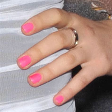 Ariana Grande Nails | Steal Her Style