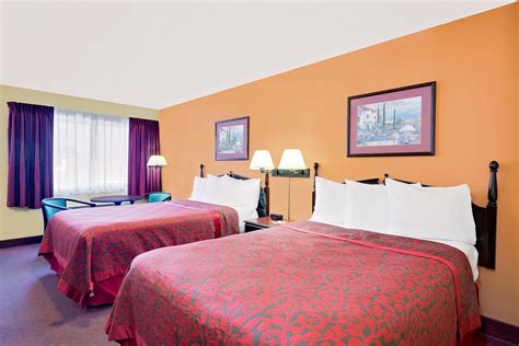 Days Inn by Wyndham Waynesboro | Waynesboro, PA Hotels